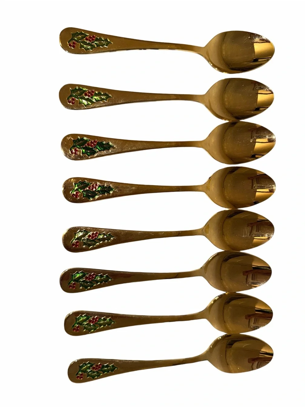 Hollyberry flatware 32 piece set and 4 serving utensils